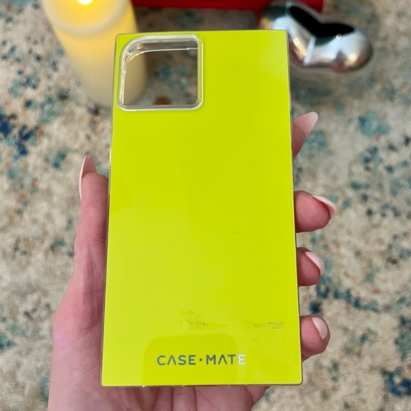 Case-Mate 🎾 NEW Blox Neon Yellow Green Square IPhone 13 Case - Picture 6 of 9